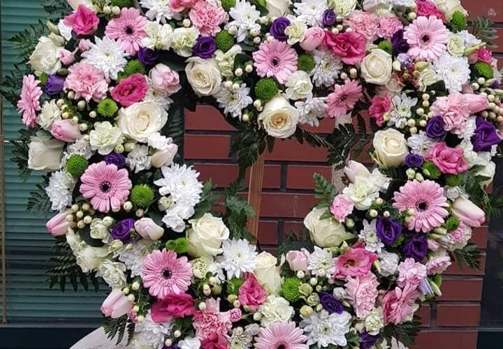 Wieniec rzymski - gerbera, róża, margarytka, gożdzik, eustoma