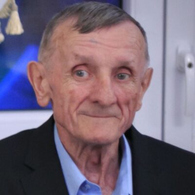 Nekrolog STANISŁAW ROSŁOŃSKI